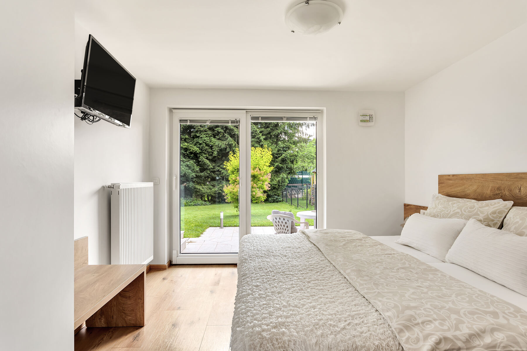 Apartment 4 photo 7